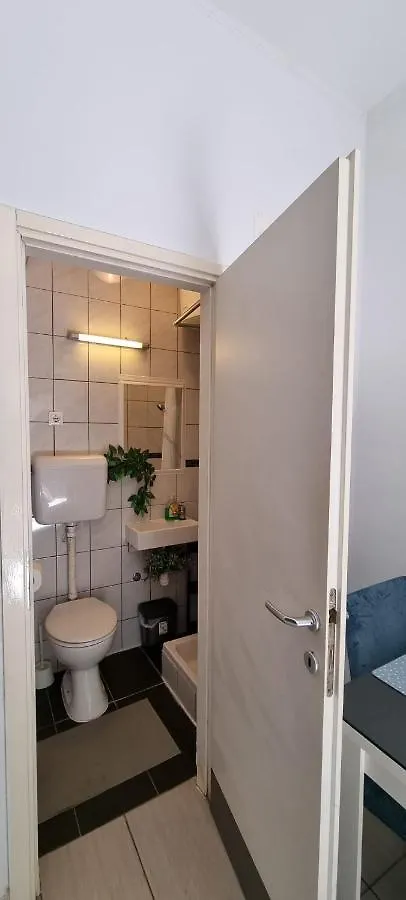 Studios Centar Split 0*,
